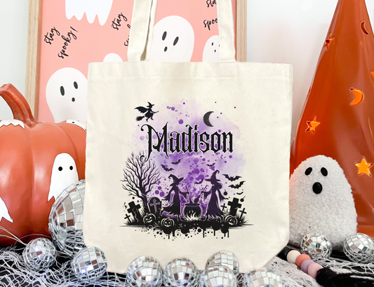 Personalized Halloween Trick-or-Treat Bag – Spooky Witches Design  Beschreibung: