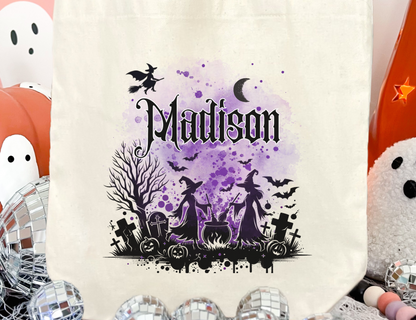 Personalized Halloween Trick-or-Treat Bag – Spooky Witches Design  Beschreibung: